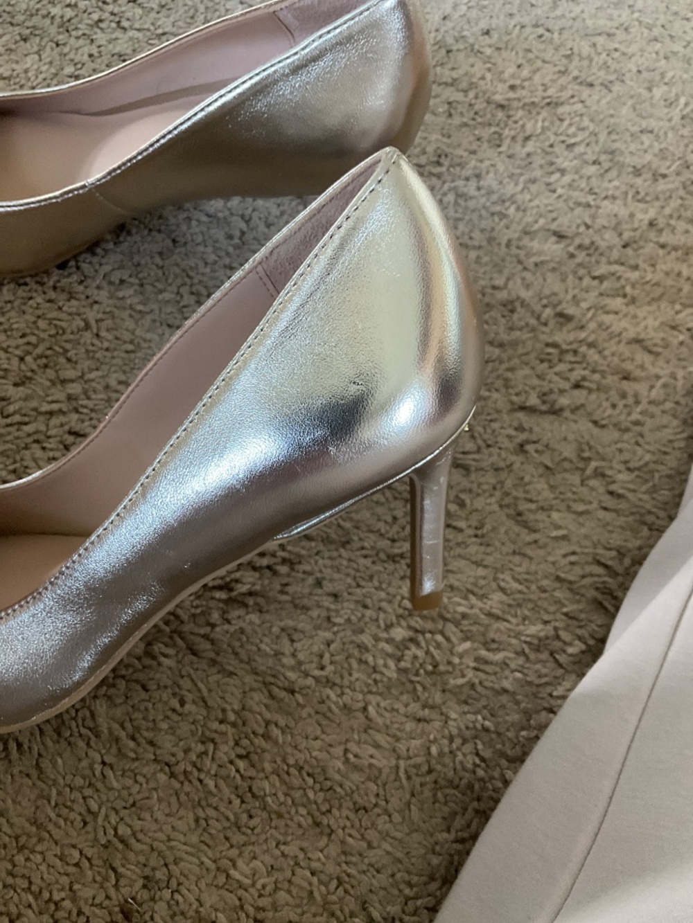 Stuart Weitzman pumps - Picture 5 of 9